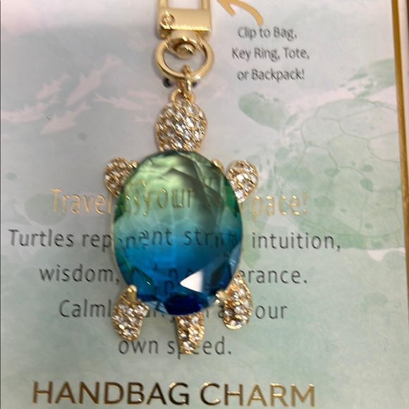 True To Form | Sea Turtle Bag Charm - Picture 5 of 5